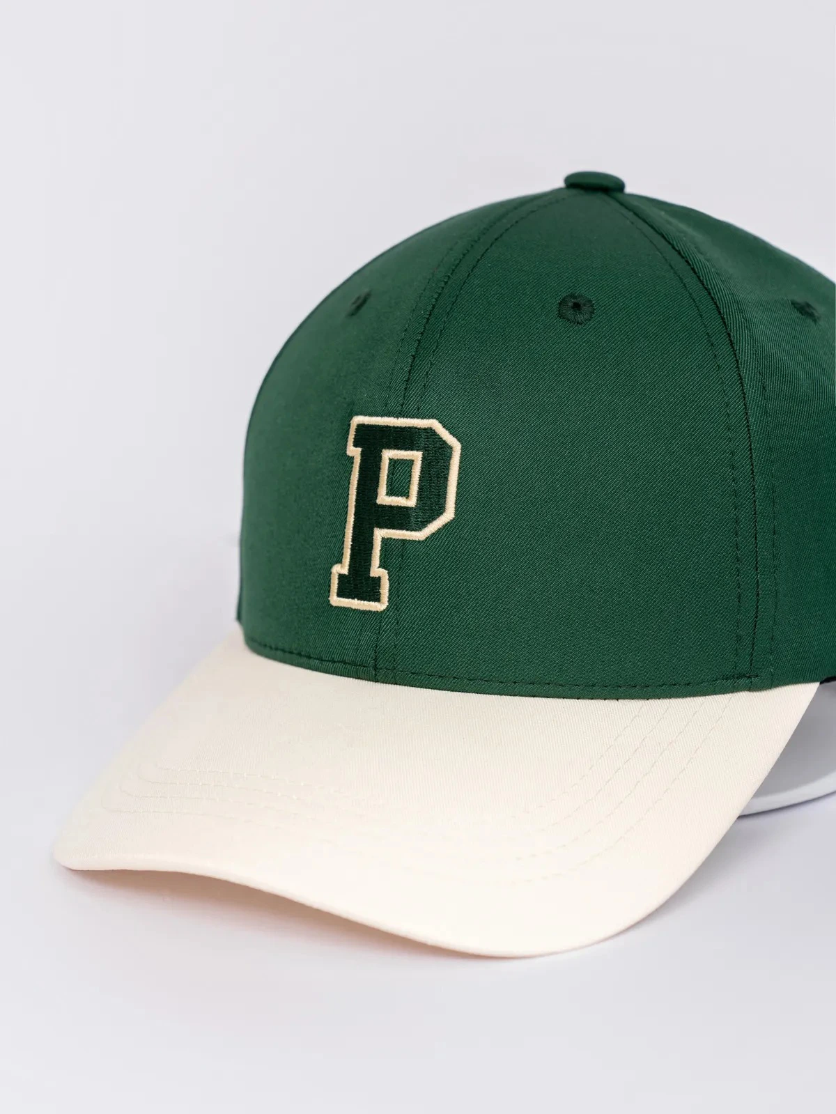 Mũ Lưỡi Trai Phối Màu Thêu Chữ P