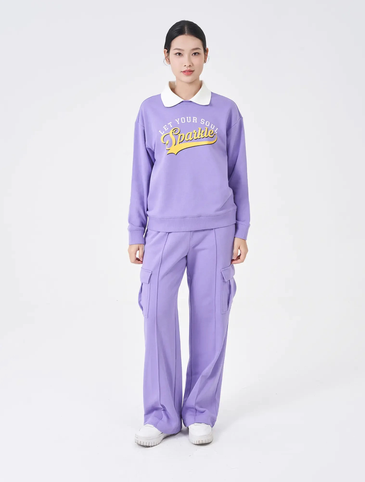 Áo Nỉ Nữ Phối Lá Cổ Dáng Relax